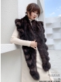 Triangular Shawl With Lotus Leaves And Sable Fur