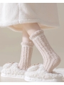 Thick Socks Made of Coral Fleece, Mid-Calf Thickness with Extra Padding, Ideal for Home Use as Cozy Floor Socks （3 pairs)）