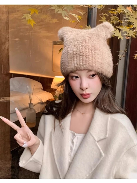 Adorable Little Bear Ears, Mink Fur Hat, Elastic and Tightly-knit, Genuine Mink Fur Hat, Earflaps for Warmth and Protection