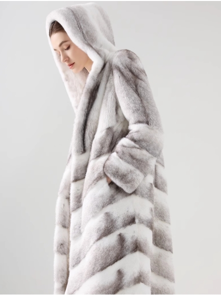 Natural Color Cross Fox Fur Coat, Long Style Whole Fox Fur With Hood Fashionable Fur Coat