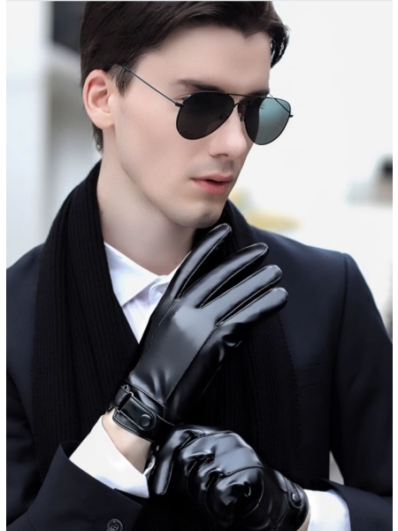  Men's Thick Fur-lined Leather Gloves with Windproof, Waterproof & Touchscreen