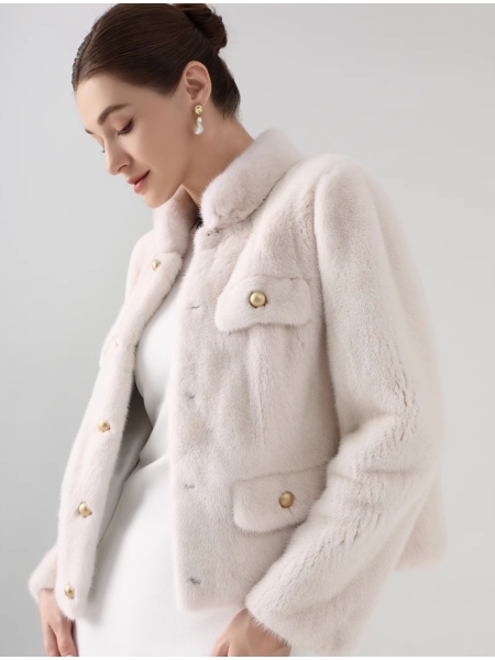 Small And Elegant Style Pocket Mink Coat, Jasmine Milk Tea Color
